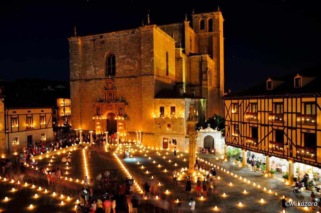 NOCHE DE VELAS